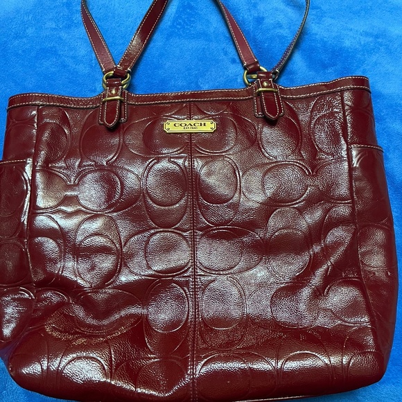 Coach Signature Embossed Gallery Burgundy Patent Leather Tote - Picture 1 of 12
